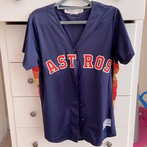 Women’s Astros button down jersey.  Never worn.